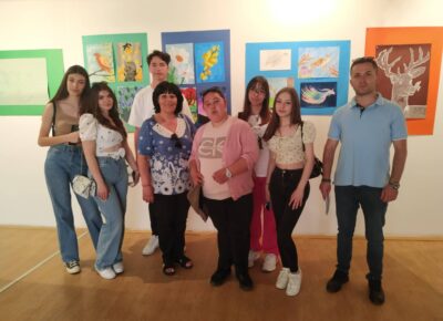 Учениците од СОУ „Коста Сусинов“ Радовиш во посета на Националната галерија во Скопје